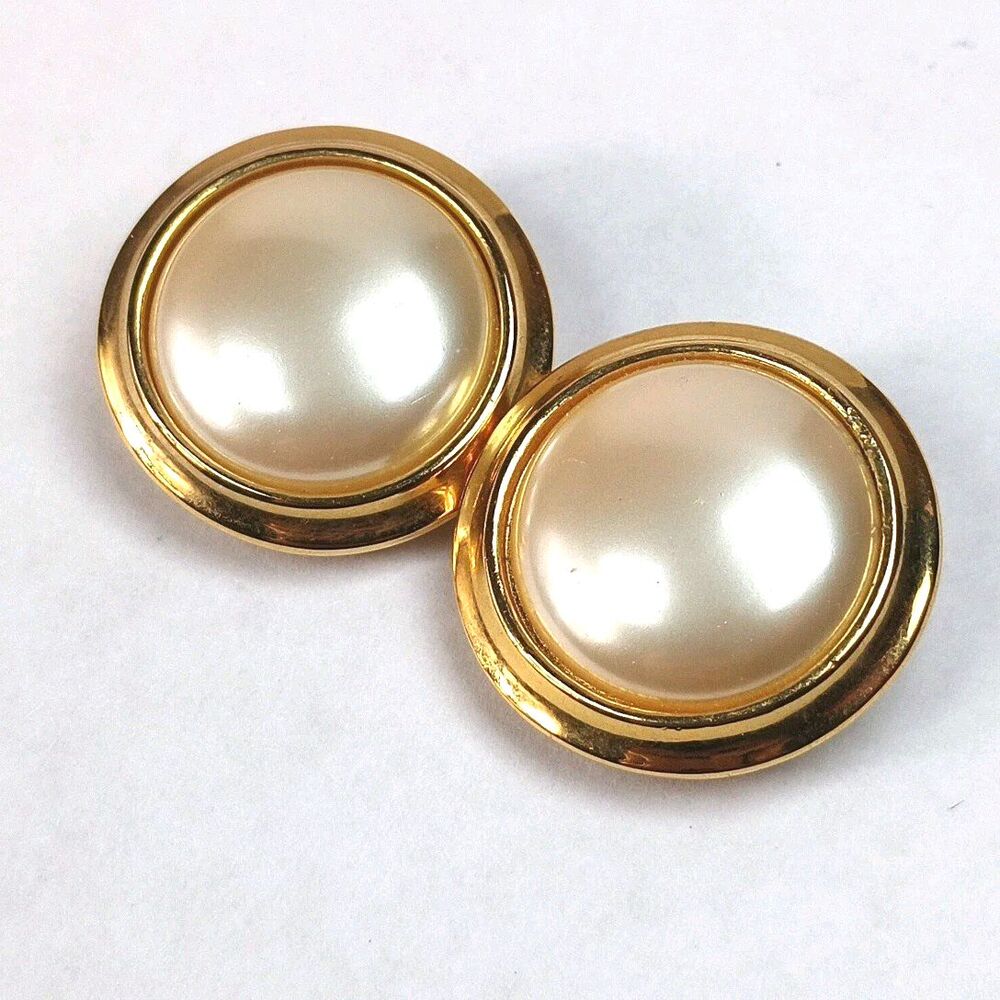 VTG Liz Claiborne Gold Toned Faux Pearl Padded Clip On Earrings Signed 1980s‎